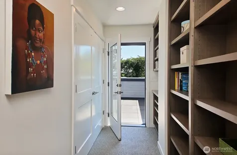 512 Cascade Avenue Langley WA 98260