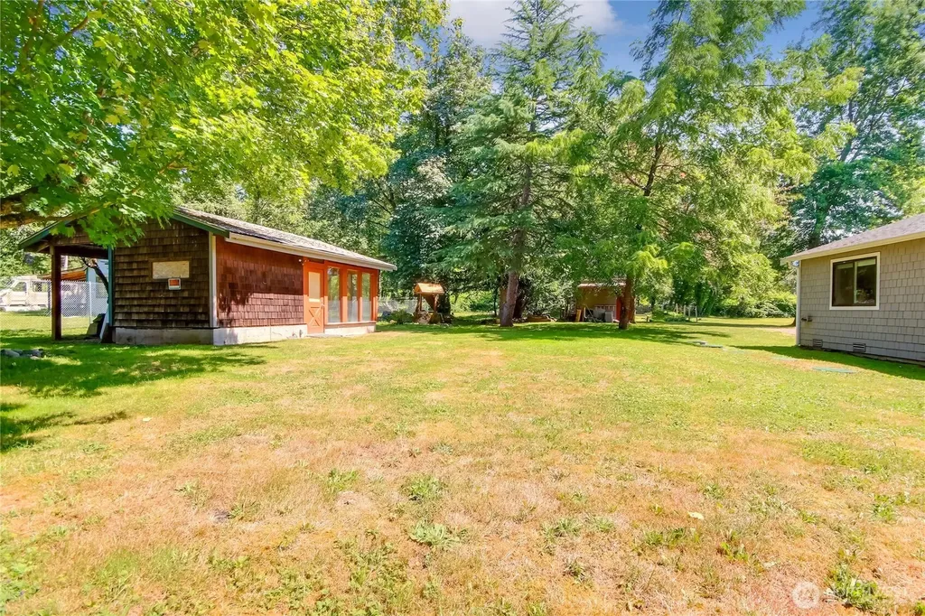 33732 SE Hudson Road Ravensdale WA 98051