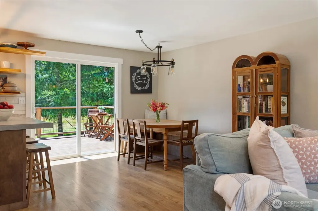 680 E Krabbenhoft Road Grapeview WA 98546