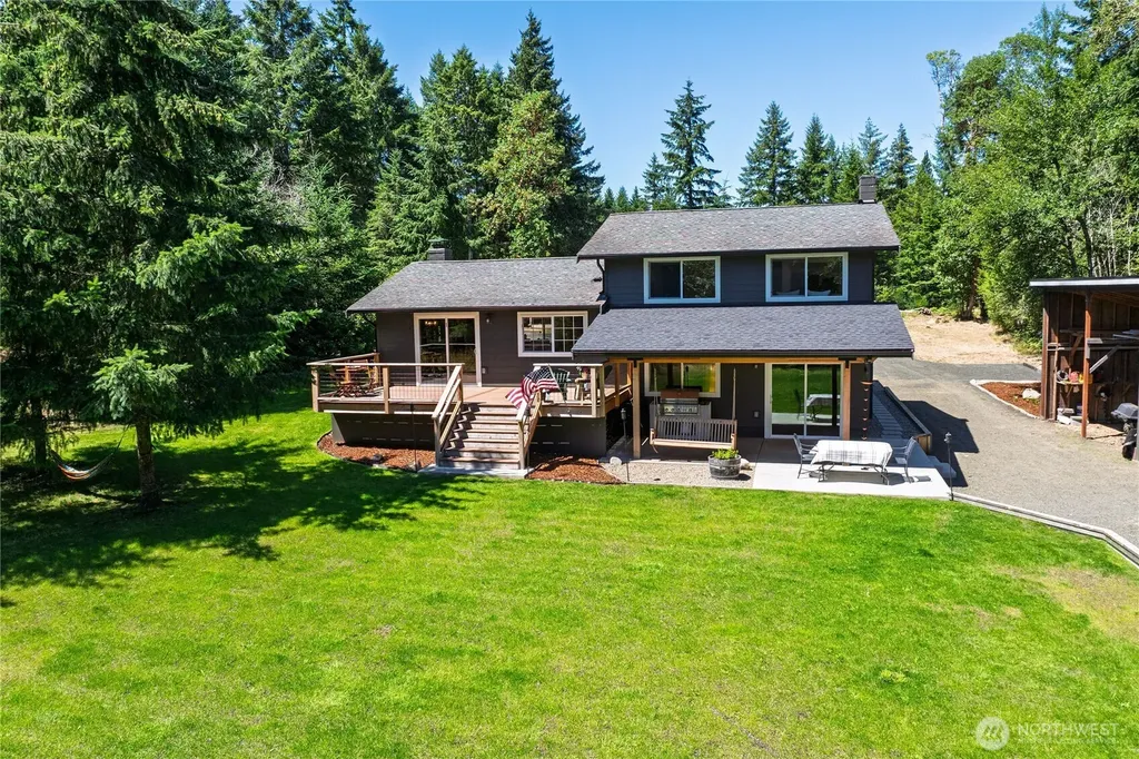680 E Krabbenhoft Road Grapeview WA 98546
