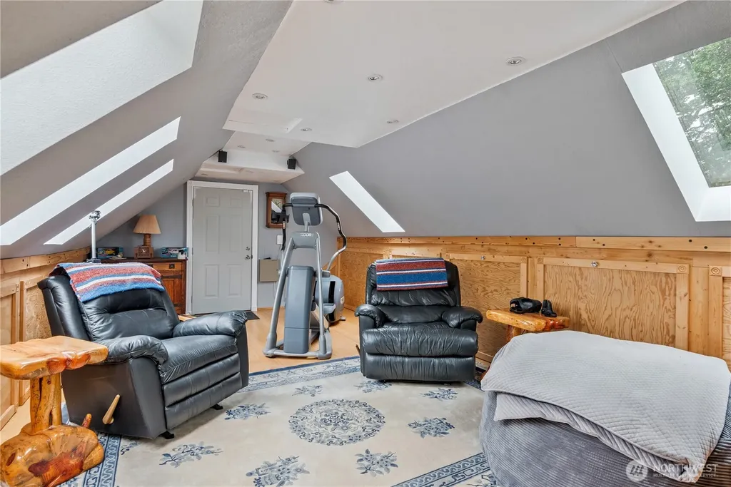 241 Growlers Gulch Road Castle Rock WA 98611