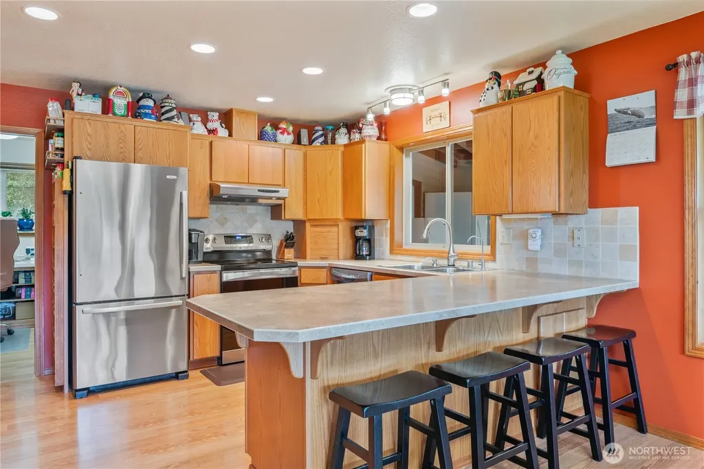 241 Growlers Gulch Road Castle Rock WA 98611
