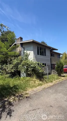 3331 S Morgan Street Seattle WA 98118