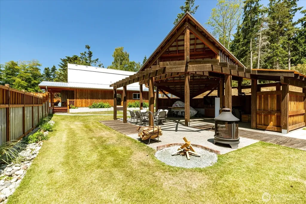 550 Wanamaker Coupeville WA 98239