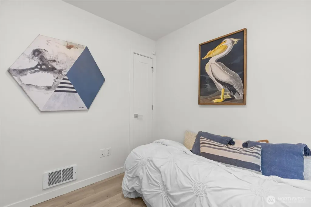 716 11th Avenue E Seattle WA 98102