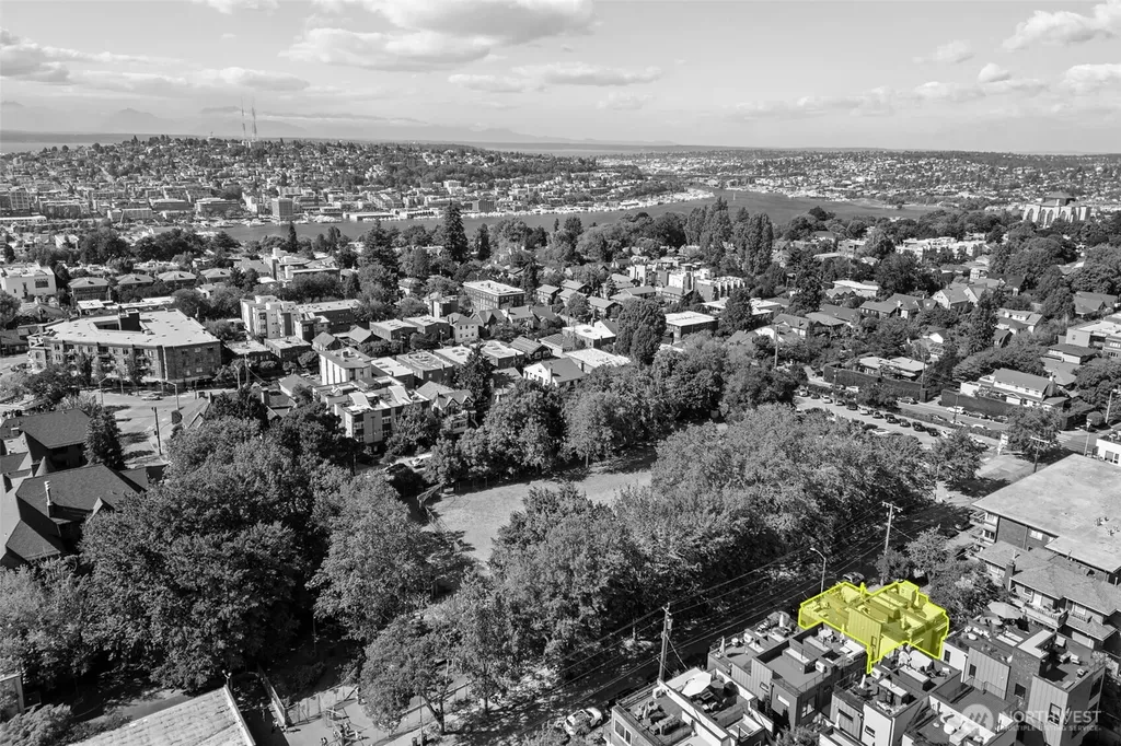 716 11th Avenue E Seattle WA 98102