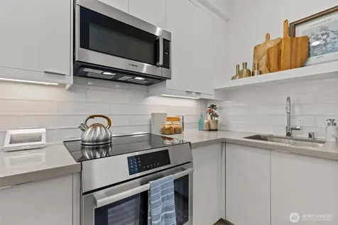 716 11th Avenue E Seattle WA 98102