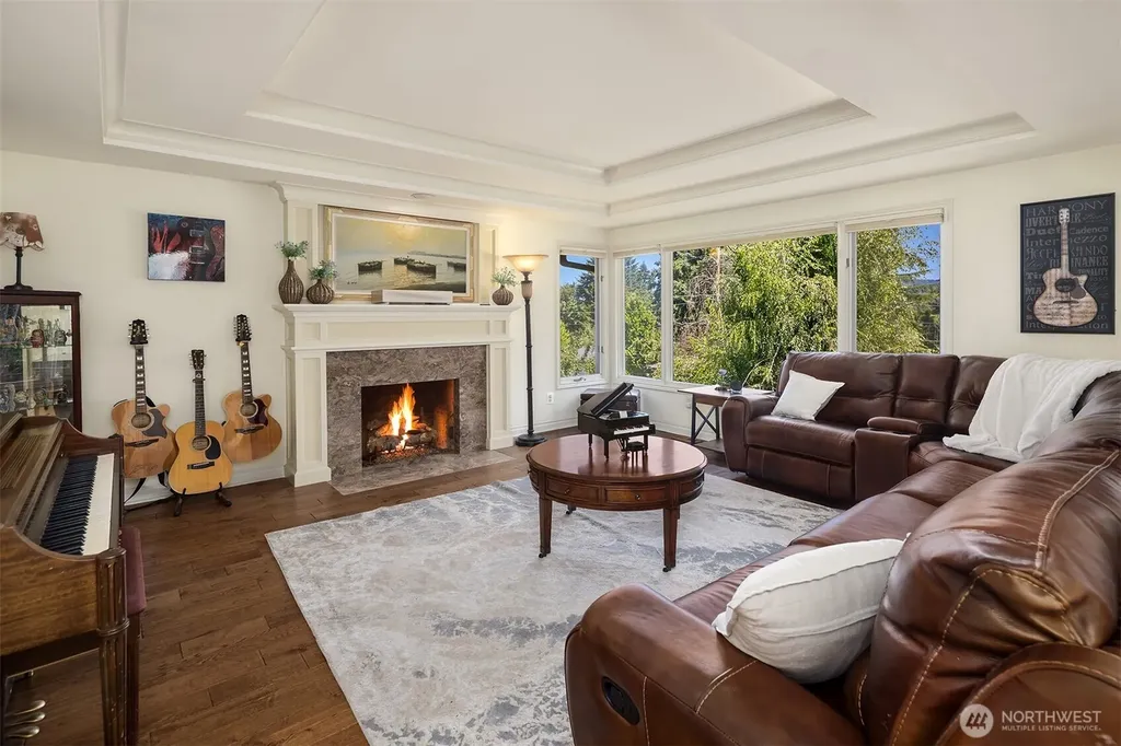 7066 92nd Avenue SE Mercer Island WA 98040