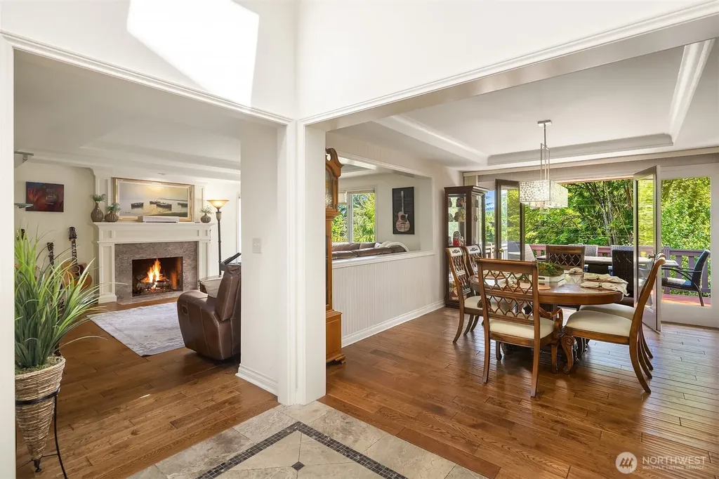 7066 92nd Avenue SE Mercer Island WA 98040