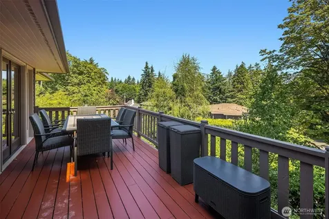 7066 92nd Avenue SE Mercer Island WA 98040