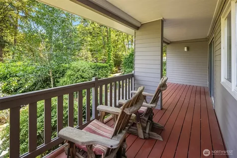 7066 92nd Avenue SE Mercer Island WA 98040