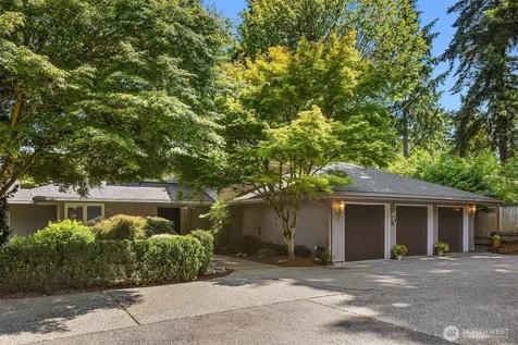 7066 92nd Avenue SE Mercer Island WA 98040