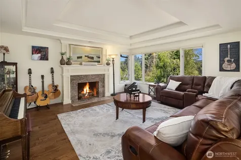 7066 92nd Avenue SE Mercer Island WA 98040