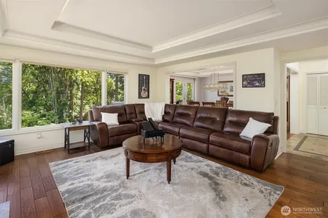 7066 92nd Avenue SE Mercer Island WA 98040