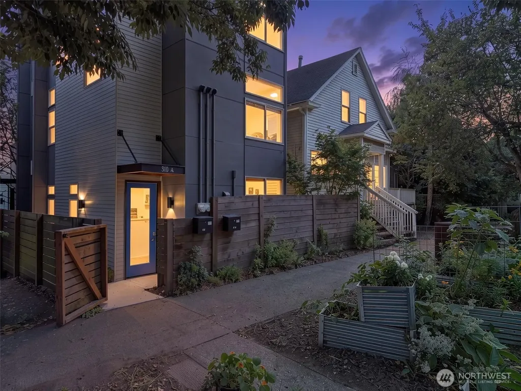 310 21st Avenue Seattle WA 98122