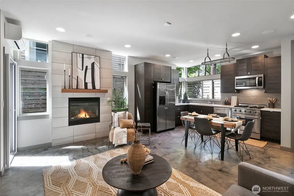 310 21st Avenue Seattle WA 98122