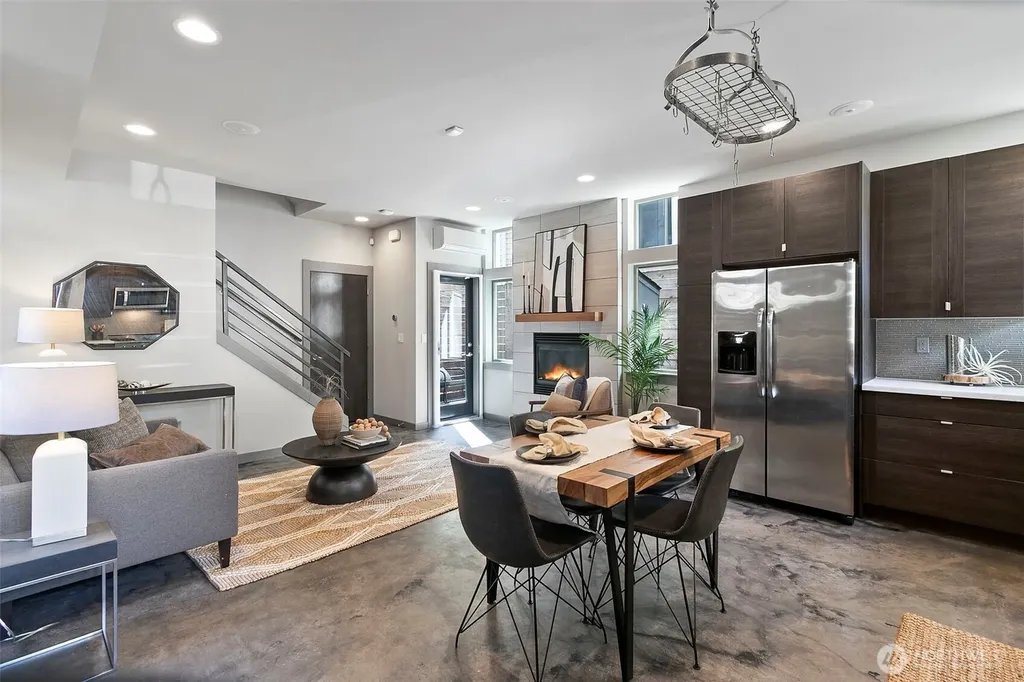 310 21st Avenue Seattle WA 98122