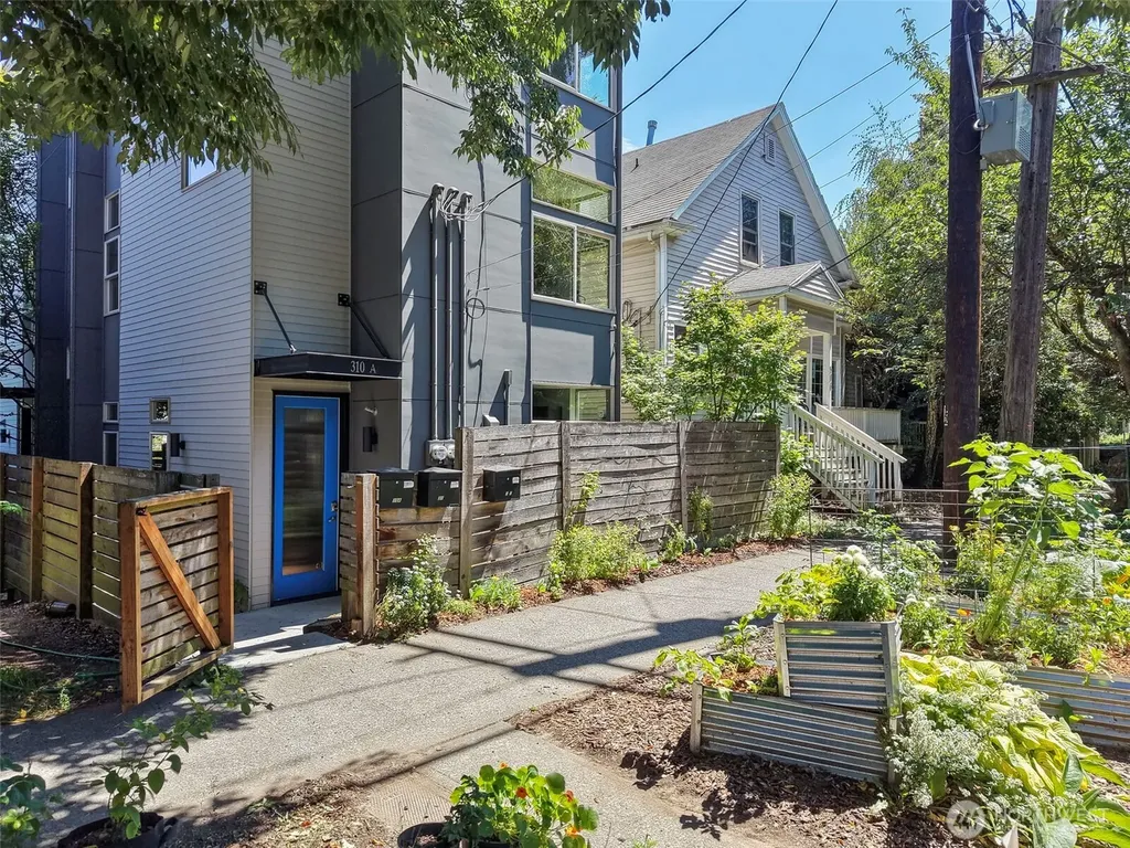 310 21st Avenue Seattle WA 98122