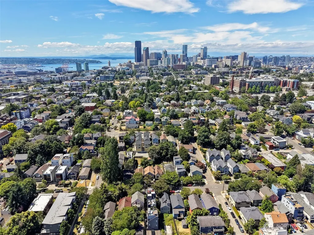 310 21st Avenue Seattle WA 98122