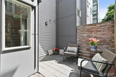 310 21st Avenue Seattle WA 98122