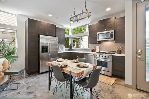 310 21st Avenue Seattle WA 98122