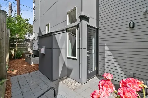 310 21st Avenue Seattle WA 98122