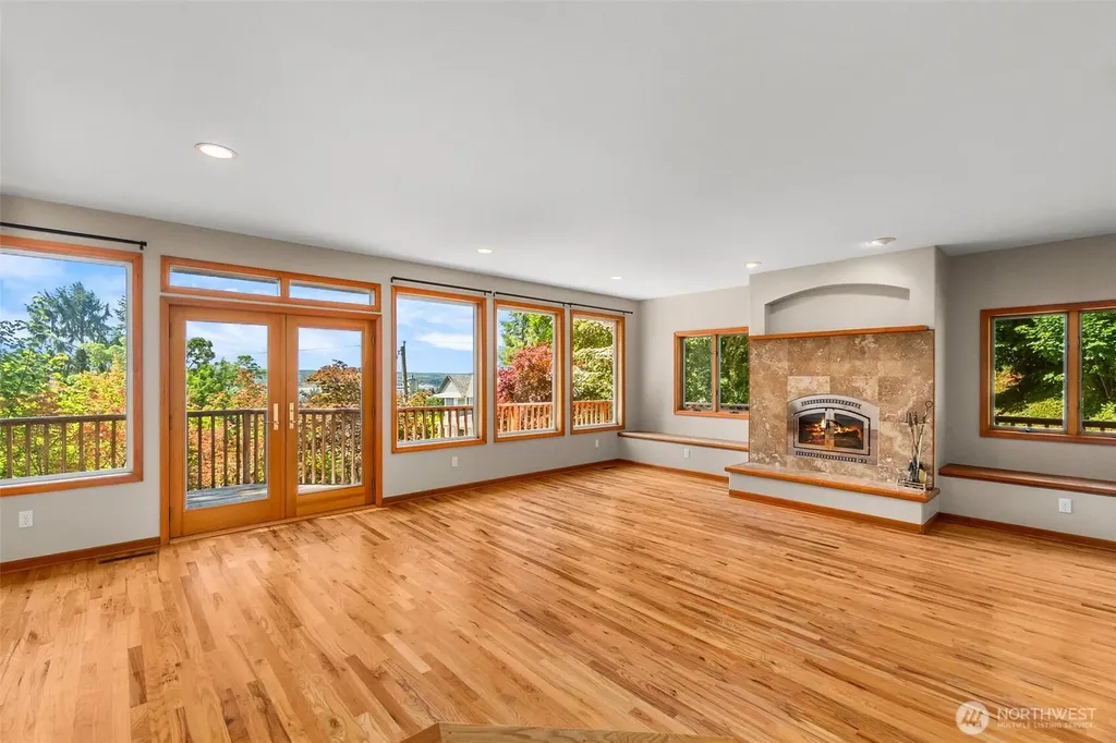 106 W 12th Street Aberdeen WA 98520