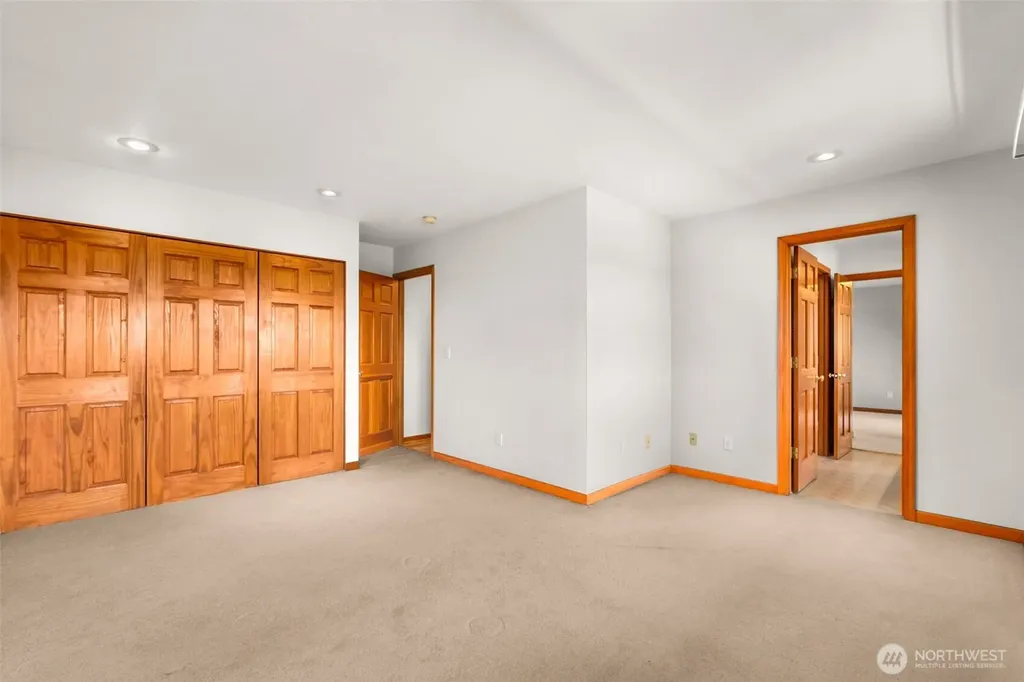 106 W 12th Street Aberdeen WA 98520