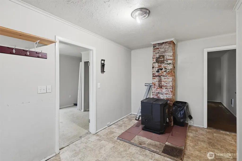 6703 Pioneer Highway Stanwood WA 98292