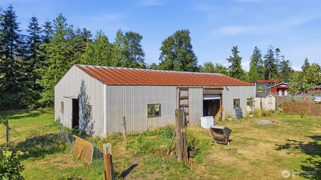 6703 Pioneer Highway Stanwood WA 98292
