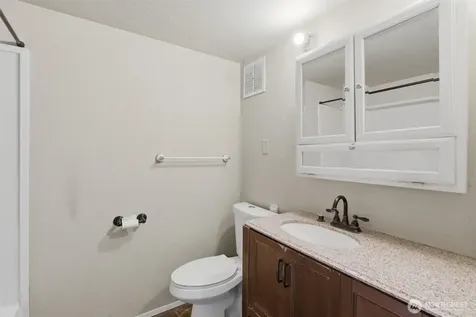 6703 Pioneer Highway Stanwood WA 98292