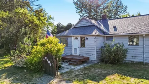 6703 Pioneer Highway Stanwood WA 98292