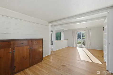 6703 Pioneer Highway Stanwood WA 98292
