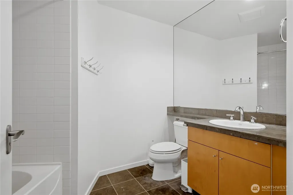 1188 106th Avenue NE Bellevue WA 98004