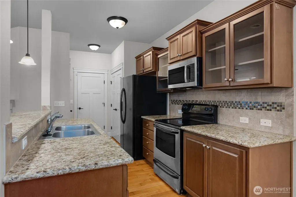 4437 Mckinley Street NE Lacey WA 98516