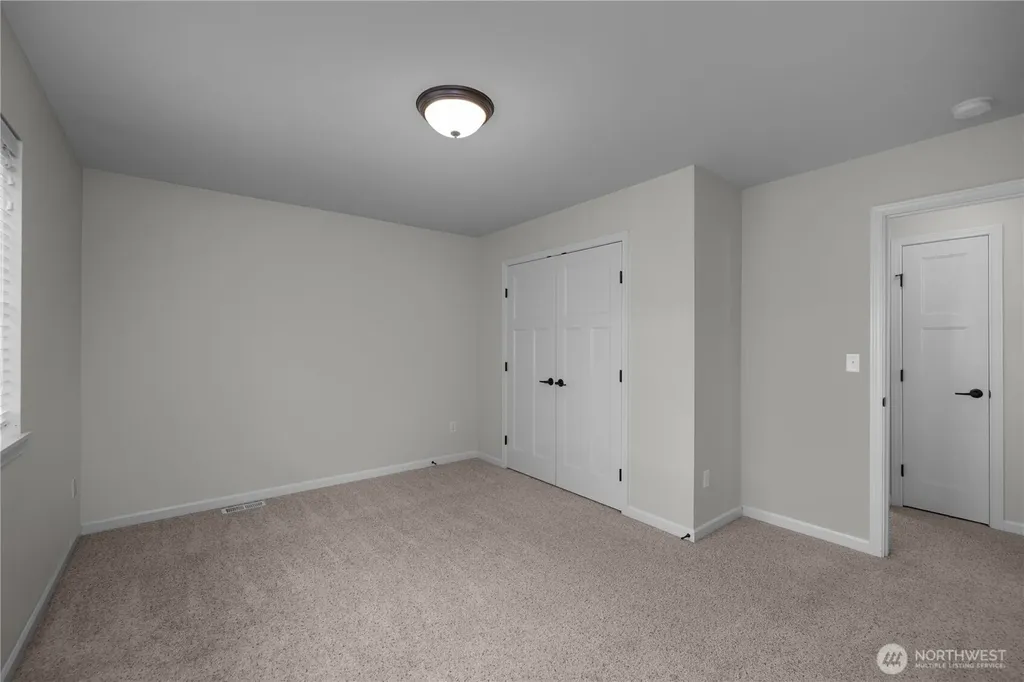 4437 Mckinley Street NE Lacey WA 98516