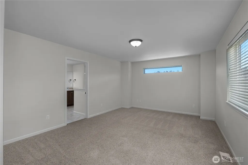 4437 Mckinley Street NE Lacey WA 98516