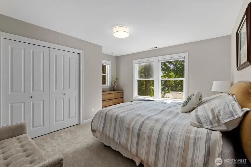 5529 231st Avenue SE Issaquah WA 98029