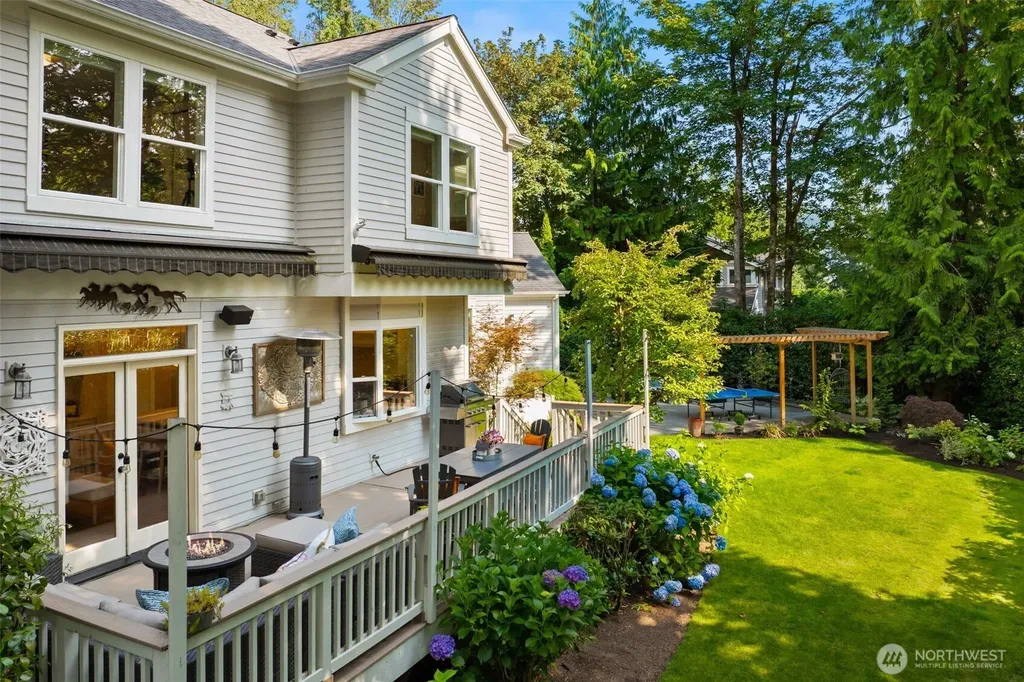 5529 231st Avenue SE Issaquah WA 98029