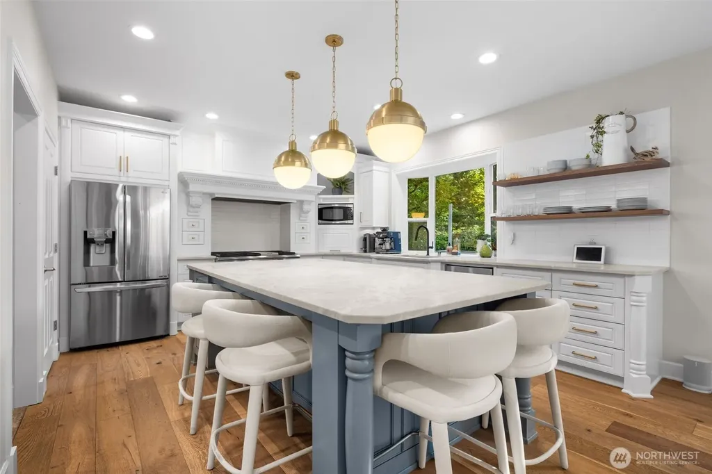 5529 231st Avenue SE Issaquah WA 98029