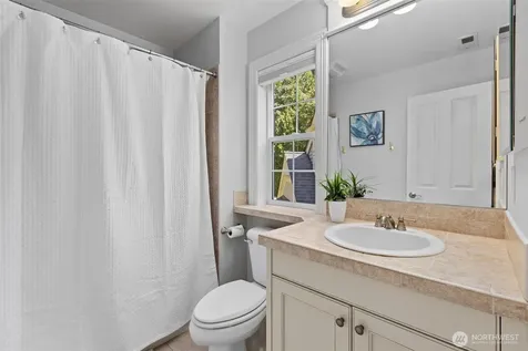 5529 231st Avenue SE Issaquah WA 98029