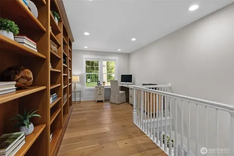 5529 231st Avenue SE Issaquah WA 98029