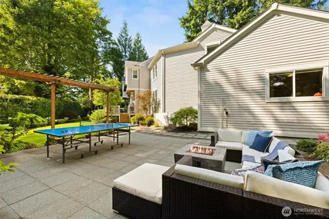 5529 231st Avenue SE Issaquah WA 98029