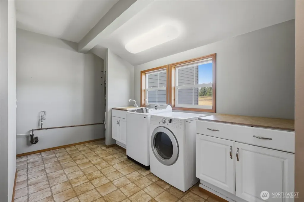 2746 Taylor Road Oak Harbor WA 98277