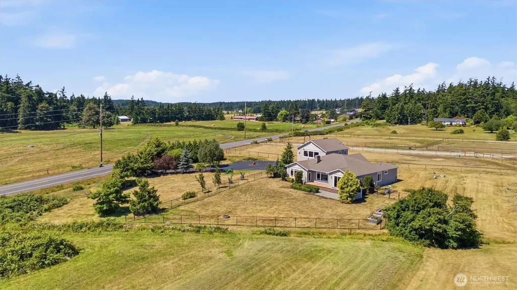 2746 Taylor Road Oak Harbor WA 98277