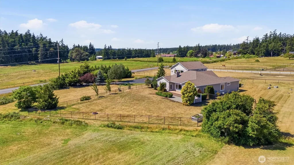 2746 Taylor Road Oak Harbor WA 98277