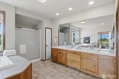2746 Taylor Road Oak Harbor WA 98277