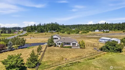 2746 Taylor Road Oak Harbor WA 98277