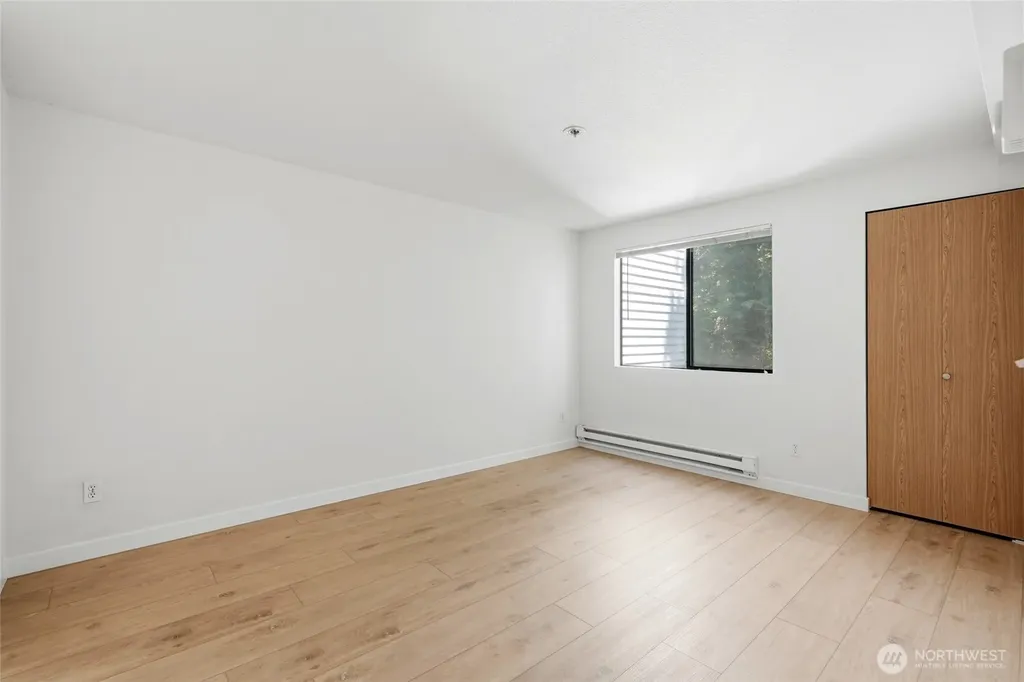25131 98th Place S Kent WA 98030