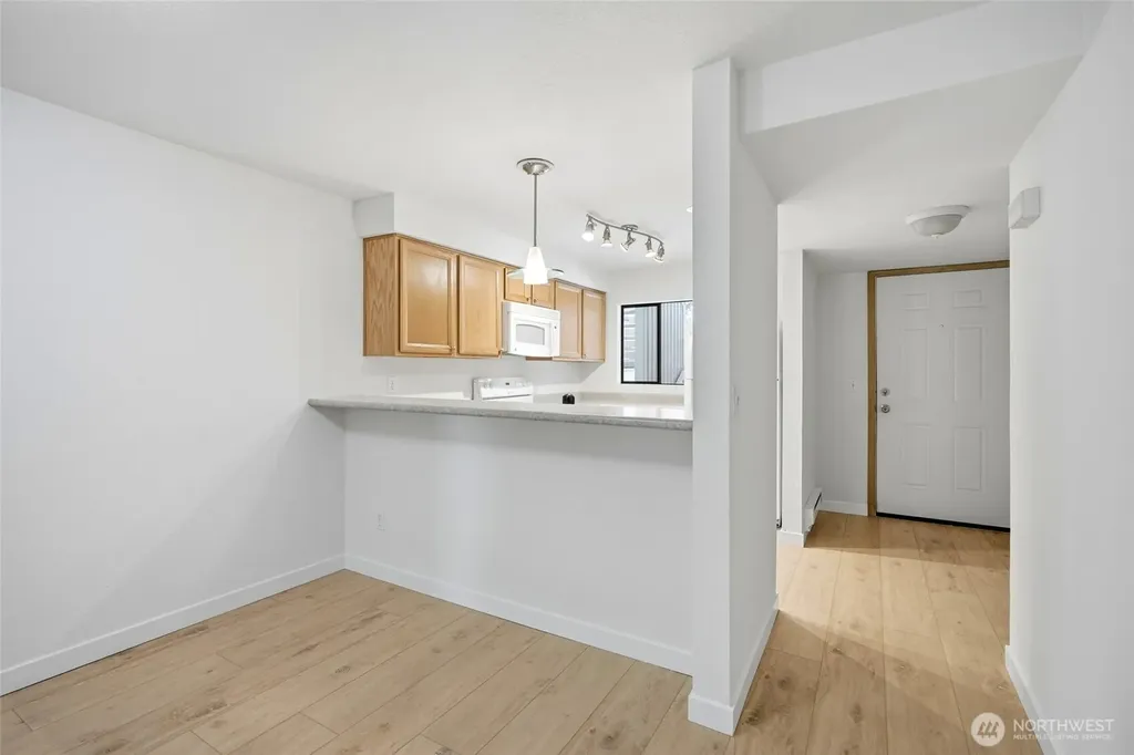 25131 98th Place S Kent WA 98030